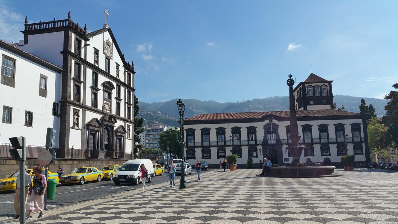 Edificio Charles 201 Apartment Funchal  Bagian luar foto